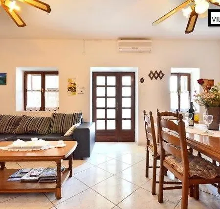 Okiana Apartman